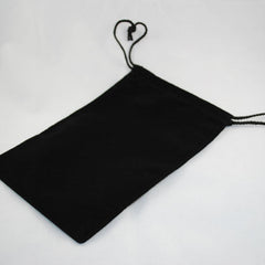 A dice bag that is as black as the heart of a rogue.